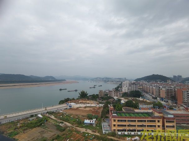 粤江花园 一线江景3房户型 