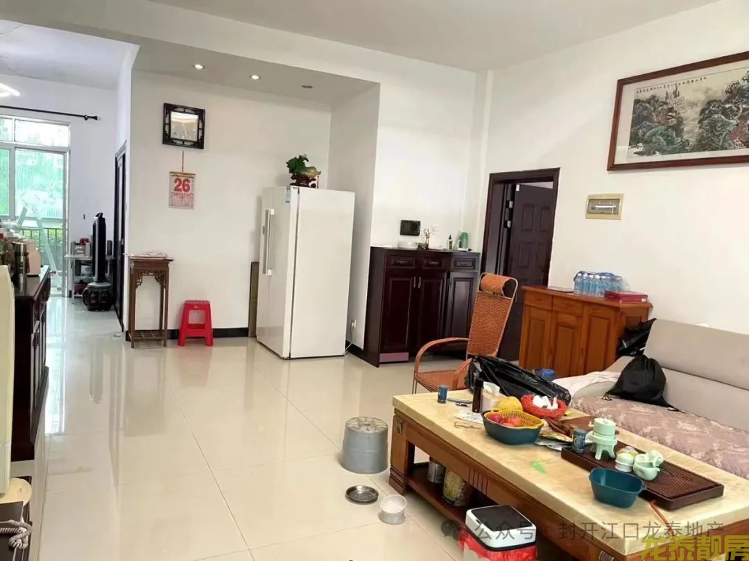 南校区 孝心楼层 山水雅苑一楼出售