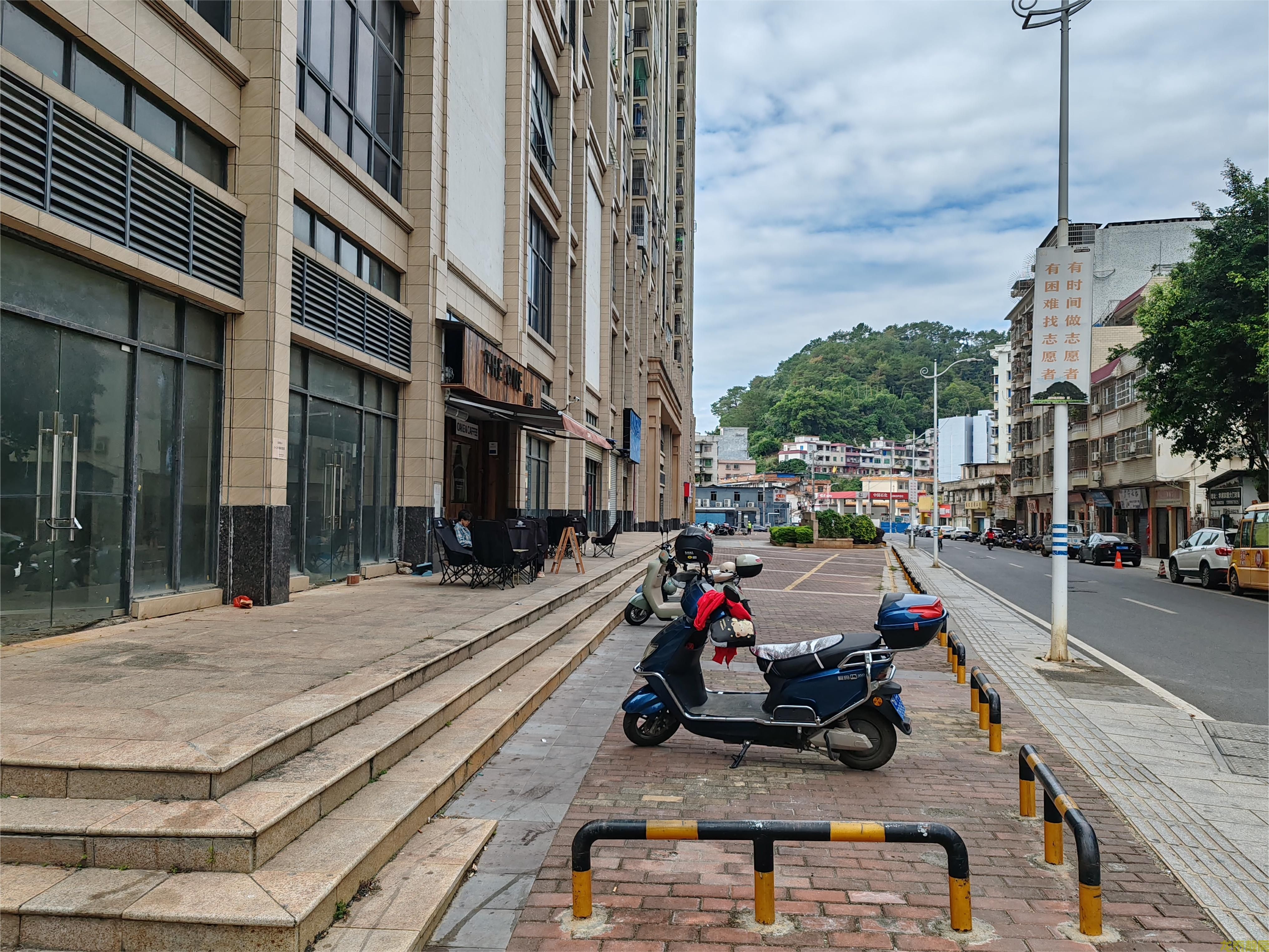 西堤领秀临街商铺出售
