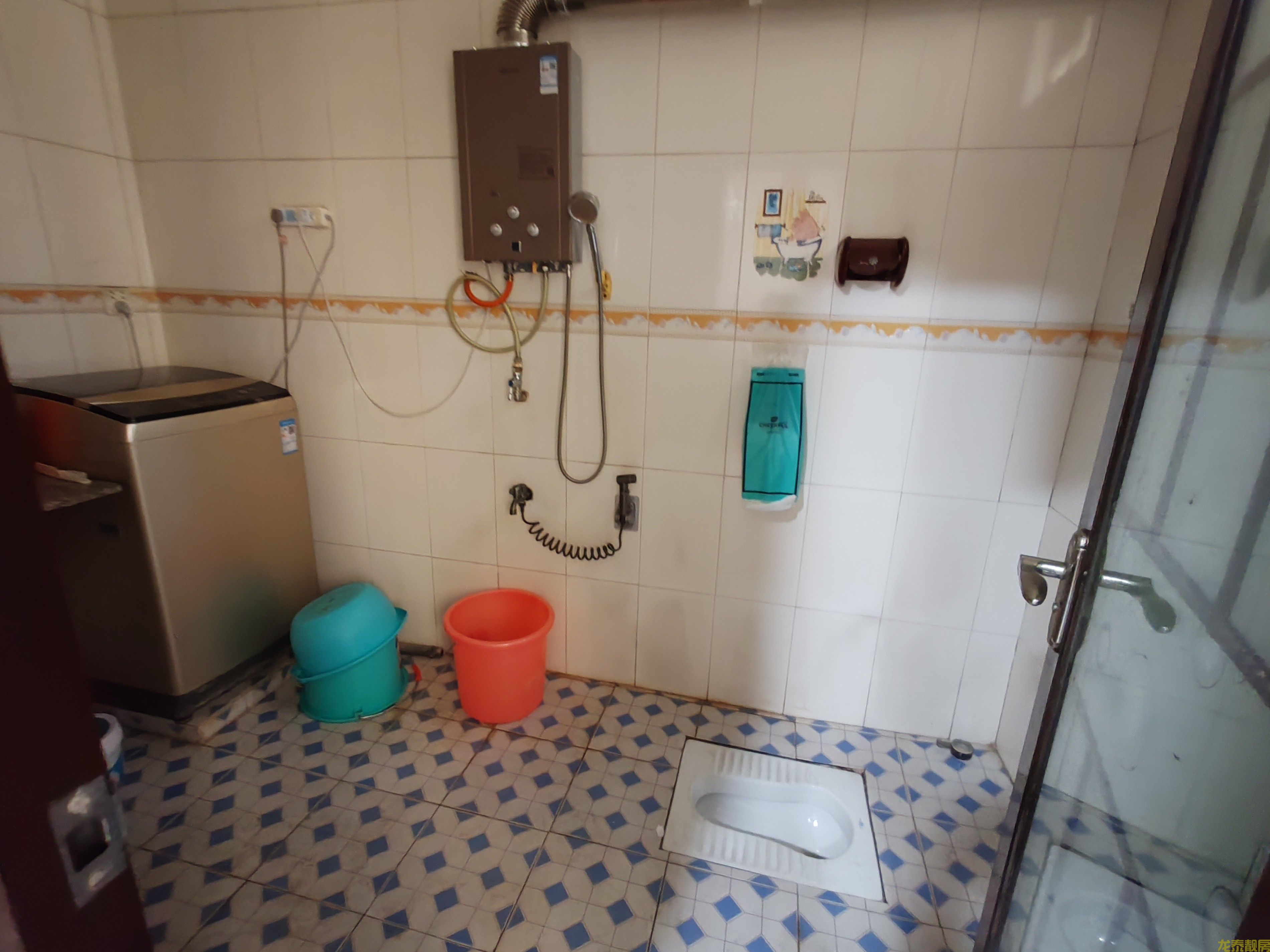 三元教师村步梯三楼