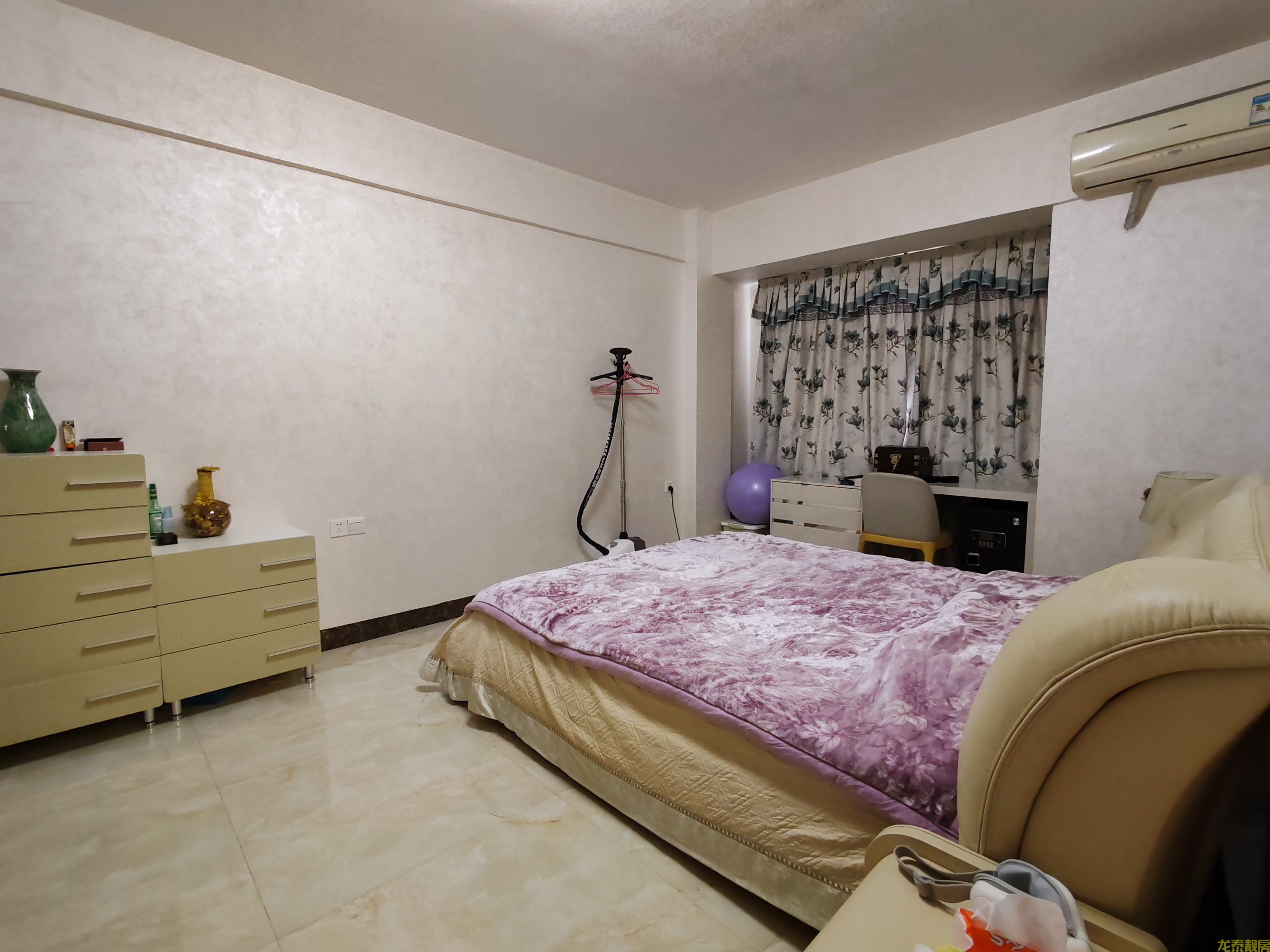 和富花园步梯低楼层