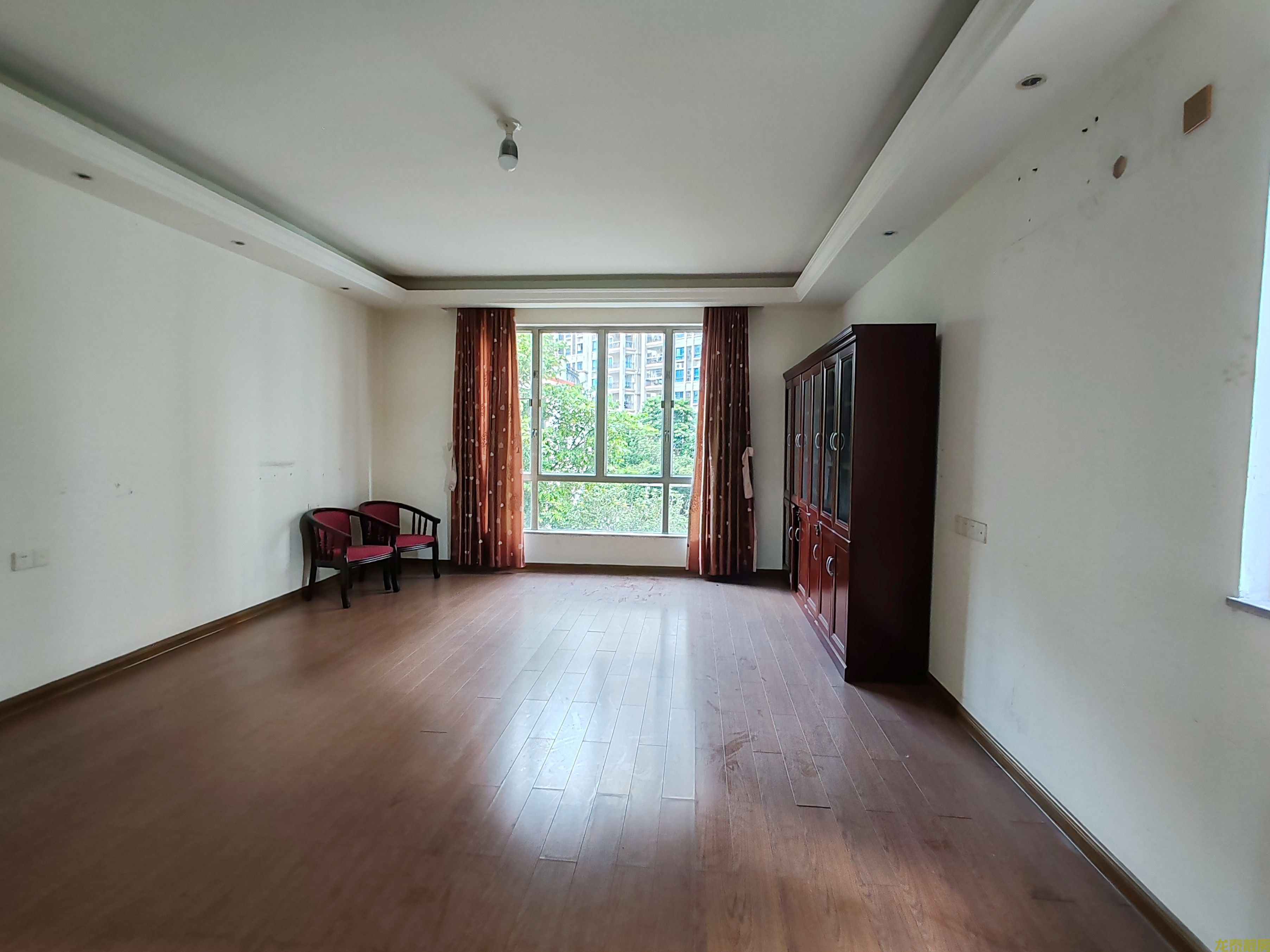 碧桂园单边位200多平大别墅