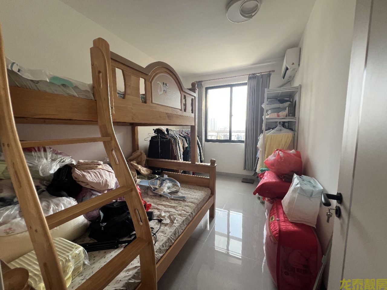 广信新城步梯黄金楼层送150平大露台