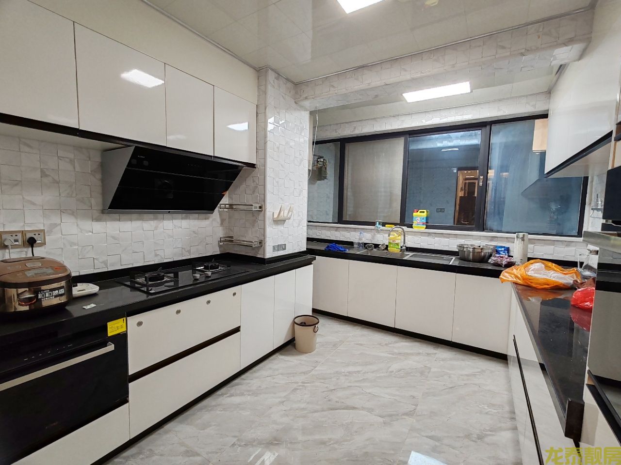 星河国际大户型4房设计，空间布局灵活